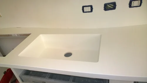 SOLID-SURFACE-22