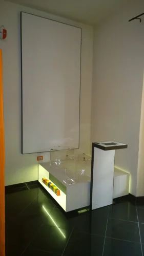 SOLID-SURFACE-4